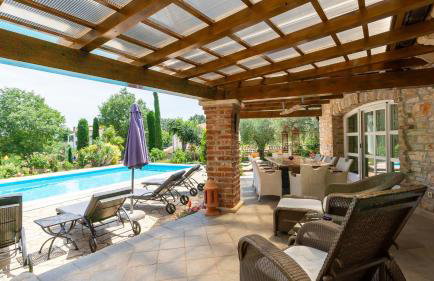 Rustic villa Karim with pool in Porec - Foto 2