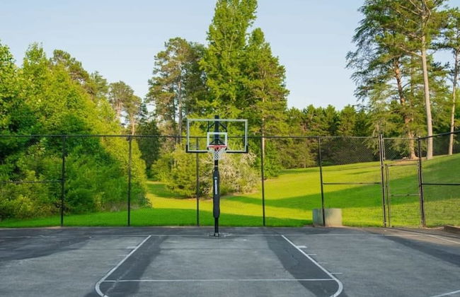 Private Resort - Lake Lanier Paradise - Foto 60