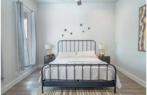 Gorgeous, Family-friendly Home Near Downtown - Foto 20
