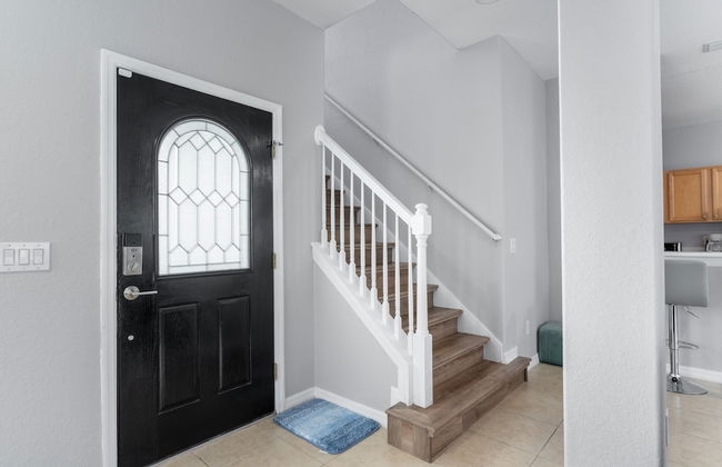 Poolside Serenity Near Disney World 4 Bedroom Home by RedAwning - Foto 31