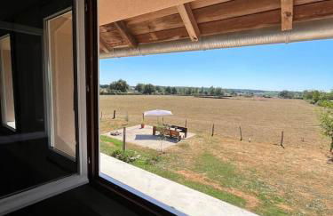 Relax in this privately located farmhouse - Foto 14