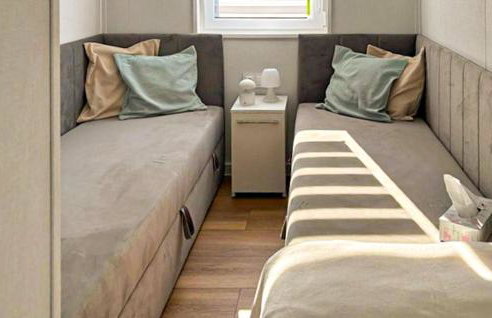 Cozy Home In Stolec With House A Panoramic View - Foto 19