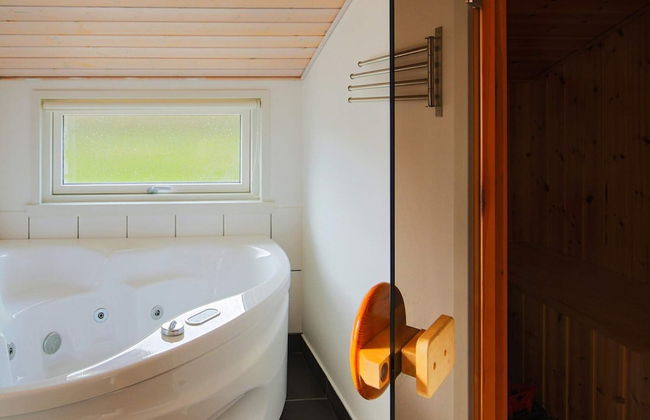 Luxury Retreat With Spa - By Traum Ferienwohnungen - Photo 12