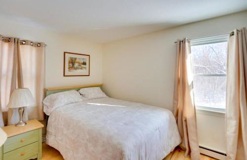 Cozy Southern Vermont Home with On-Site Trails - Foto 16