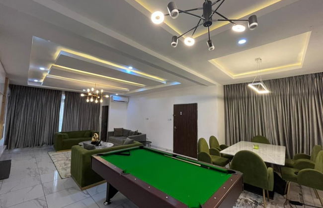 Lovely 3-bed With a Pool Next to Four Point - Foto 11