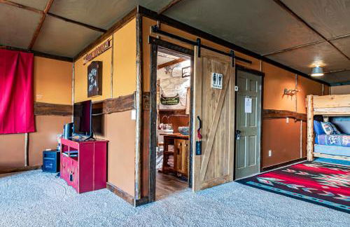 Spacious Leech Lake Home on 2 Private Acres, 200' of lake shore 15 Minutes to Walker with boat lift, dock, swimming, fire pit - Foto 58