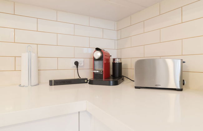 The Haneviim Court - Isrentals - Foto 57