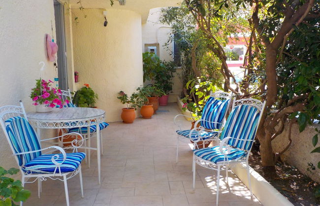 Vivian Studios - Foto 40