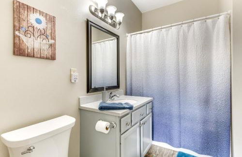 Lake Mills Retreat 1 Mi to Beaches and Dining! - Foto 15