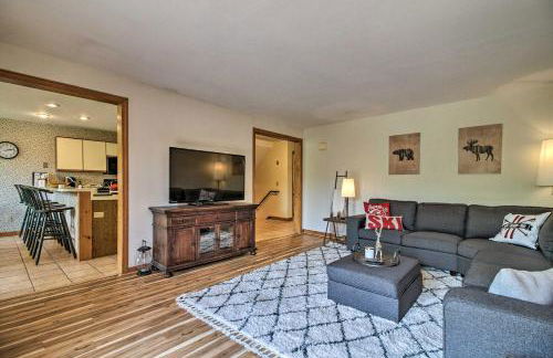 Timber Creek Townhome with 2 Decks and Mtn Views! - Foto 5
