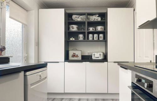 Rest-A-While - Photo 8