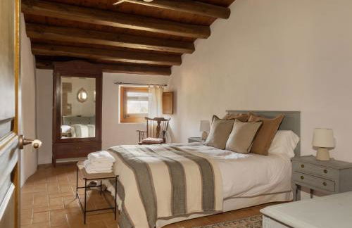 Masia elegant amb jardí i piscina - Photo 40