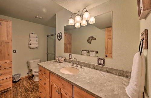 Peaceful Superior Home with Fire Pit and Mtn View - Foto 21