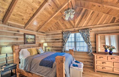 The Lake Place Cabin with Golf Cart and Free Kayaks! - Foto 11