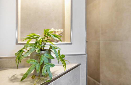 Fe Wo Koll - Photo 17