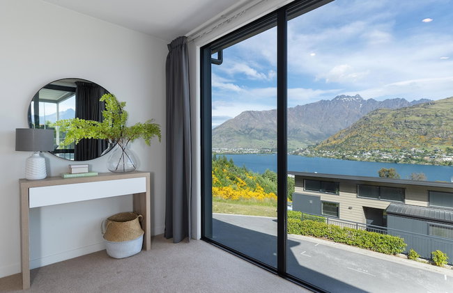 Alpine Getaway - Photo 8