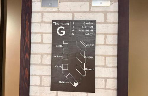 Luxury Private Room with Living Area Wembley Stadium View - Photo 52