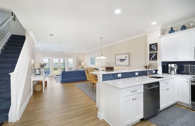 Waterfront Luxury Villa With Sunset Views And Boat Slip 3 Bedroom Townhouse by RedAwning - Foto 6