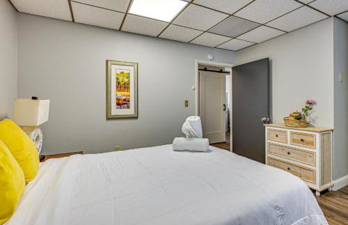 8 Mi to Tarpon Springs Sponge Docks Gem with Games - Foto 19