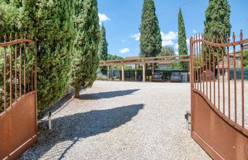 8 Bedroom Awesome Home In Arezzo - Foto 18