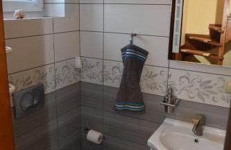 Dom z widokiem na jezioro i domek nad jeziorem - Foto 35