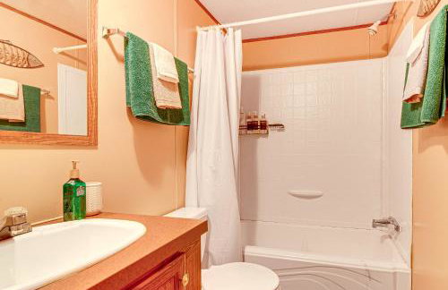 Nancy Cabin with Fire Pit Near Lake Cumberland! - Photo 16