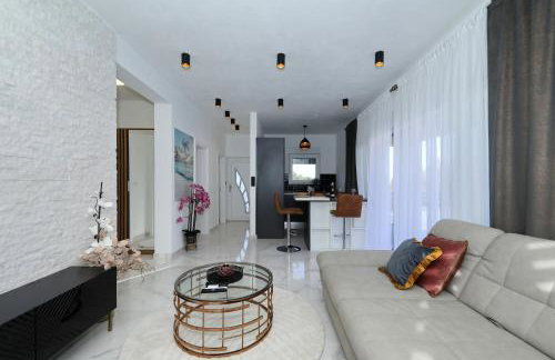 Orchid Stay - Photo 9