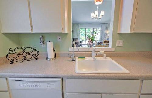 Peaceful Getaway on Silverado Golf Course with Patio - Foto 9