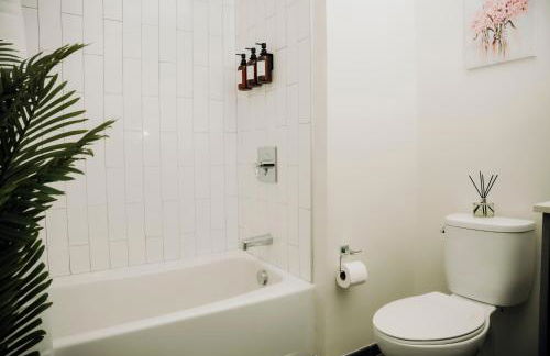 Modern 2 BR 2 BA near downtown Boston free parking - Foto 16