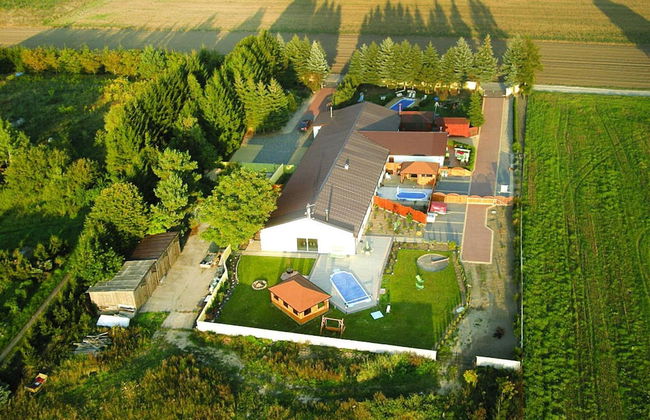 Terraced House With Pool and Sauna, Sieciemin - Foto 42