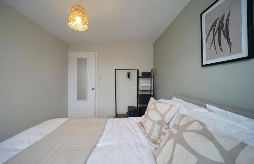 Spacious 4 bed town house in central Wetherby, sleeps 9, perfect for contractors or groups - Foto 12