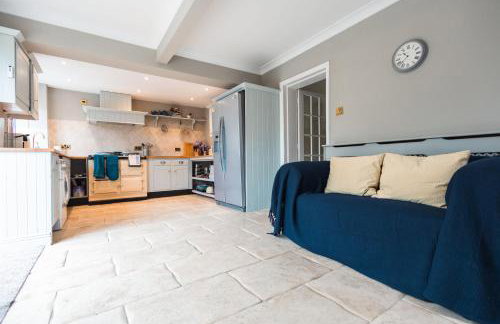 Lavender Cottage - Photo 9