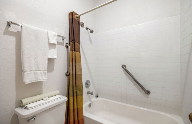 Roundhouse Resort - Photo 51