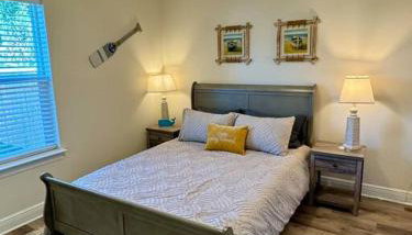 Downtown, Bay Views, Fish Market, and Blue Angels! - Foto 5