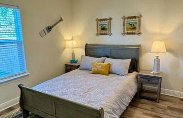 Downtown, Bay Views, Fish Market, and Blue Angels! - Foto 5