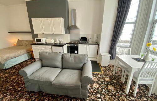 Beaconsfield Holiday Apartments - Foto 61