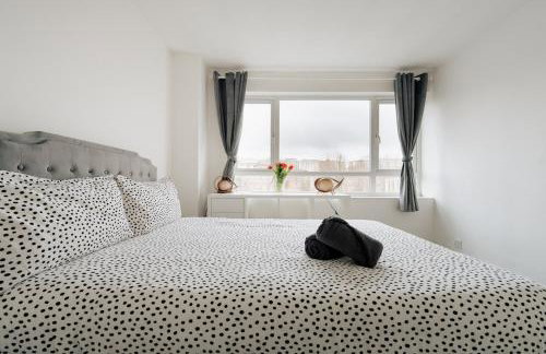 2BR w Balcony Swiss Cottage Near Central London - Foto 17