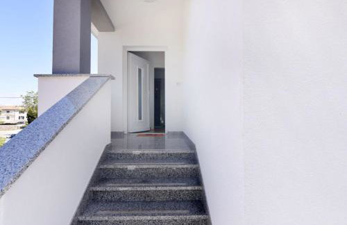 Apartment Apartment 2 in einer neuen Villa mit Pool in ruhiger Lage by Interhome - Foto 28