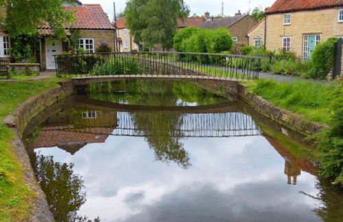 The Retreat-luxury cottage with hot tub (sleeps 4) - Foto 12