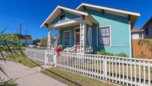 The Old Flamingo Vibrant Bungalow just 2 mins from the beach - Foto 4