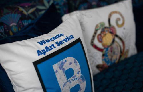 Luxury ApArt Gallery Apartment 1 Near River & Free Parking - Foto 13