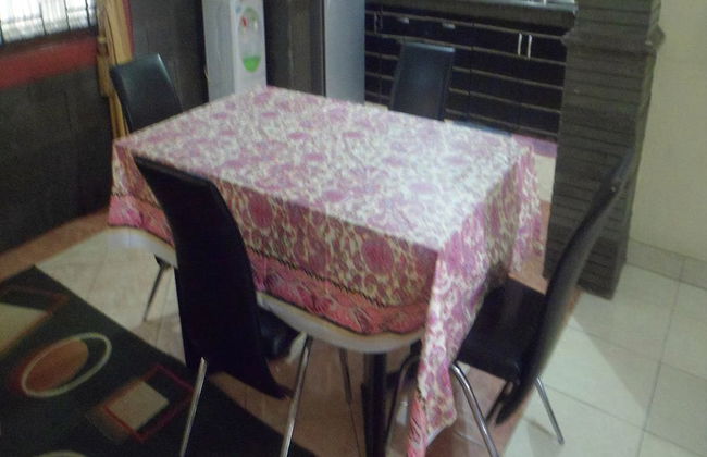 Villa Kota Bunga Violet - Photo 10