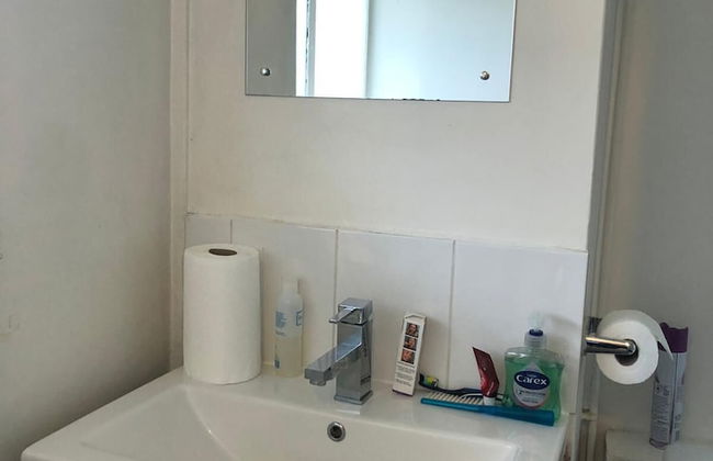 Charming 1-bed Apartment, Vibrant London Location - Foto 15