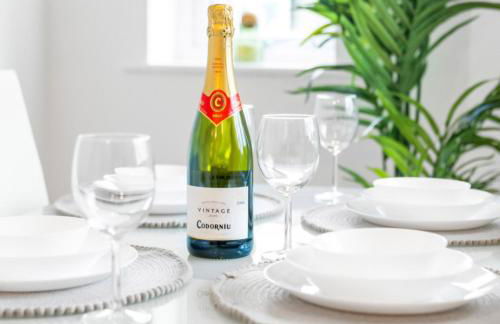 Modern Two Bedrooms Apartment - Parking - Netflix 51C - Foto 3