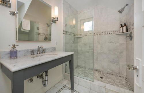 The Oxbow House - Designer 3BD/2BA Home - Foto 17