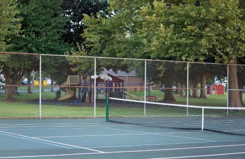 Marietta Home with Private Hot Tub, Pool Table! - Foto 40