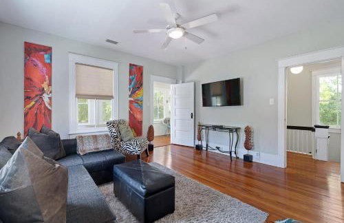 Old City Hideout l Historic l Walk to St George - Foto 10