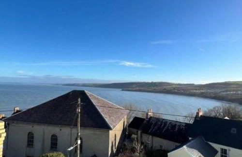 Rhianfa 4 bedroom house minutes walk from the beach - Photo 49