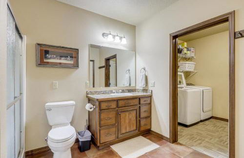 Neosho Home on 90 Acres with Private Pool and Fire Pit - Foto 21