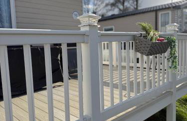 Serenity 2 and Serenity 1 Central lounge sleeps 6 3 bedrooms with 2 bathroom - Foto 4